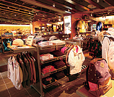 原宿店2　店内風景