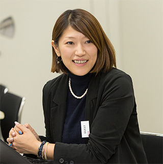 村田佳菜氏